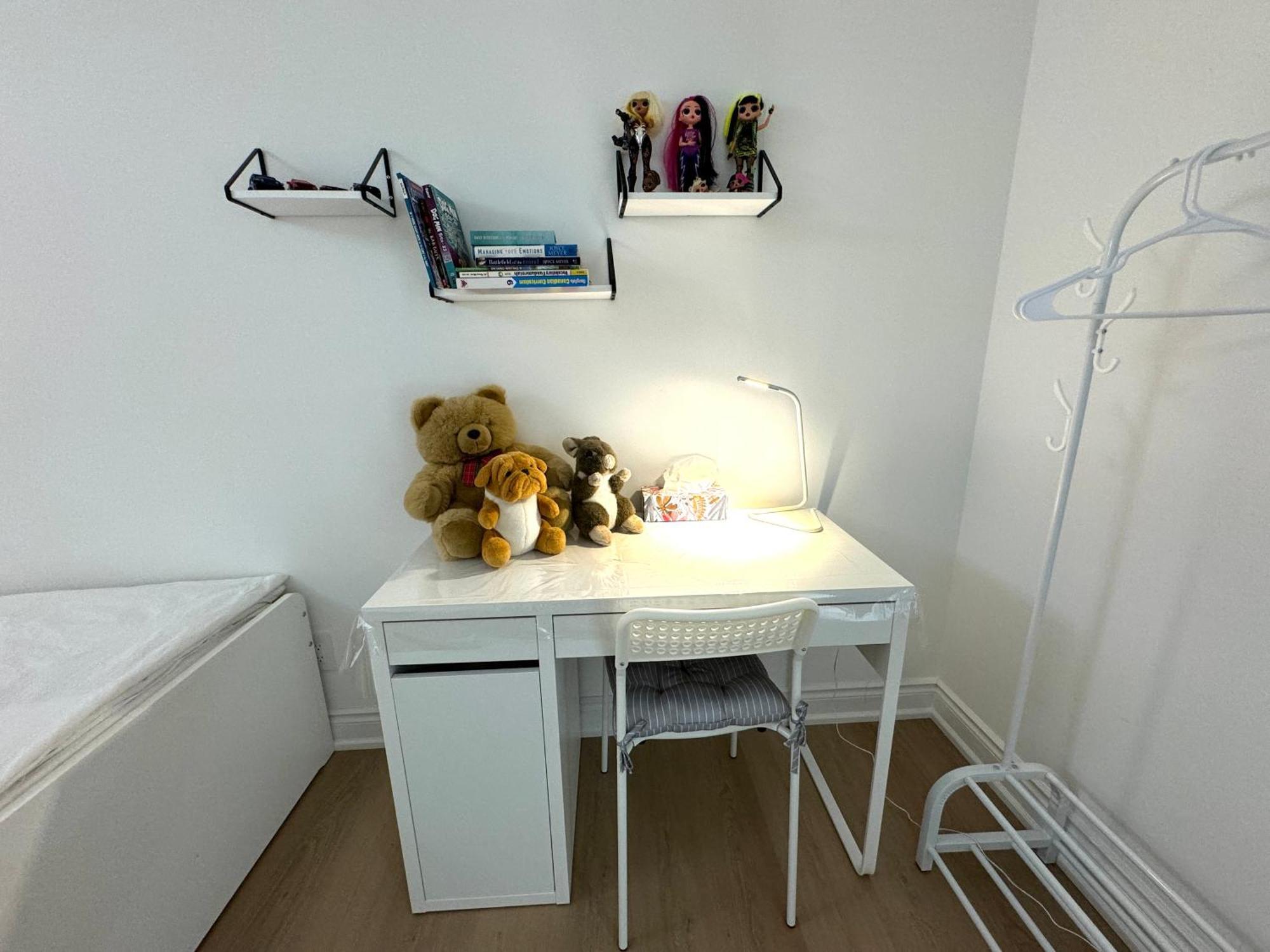 Cozy, Brand-New, 2Bdr,Walkout Apt, Free Parking Richmond Hill Zewnętrze zdjęcie
